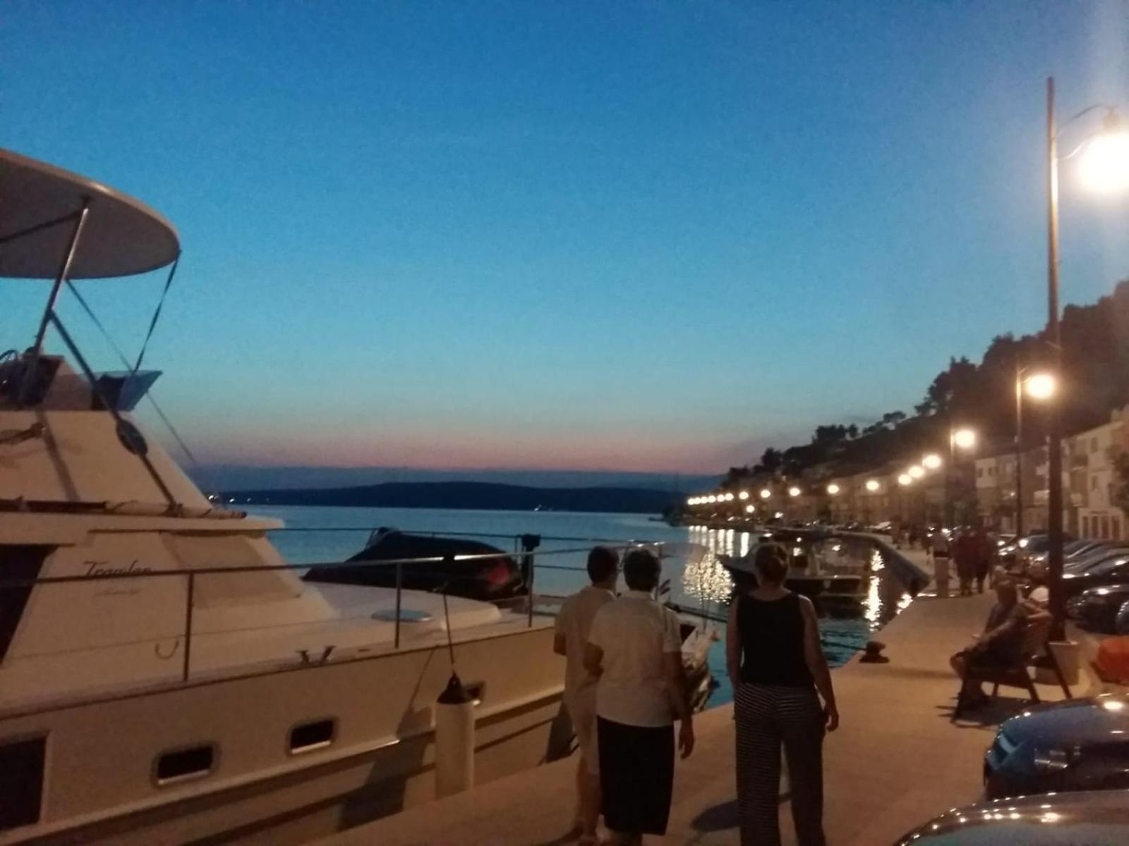 Apartments Cetiri Sestrice Novigrad  Εξωτερικό φωτογραφία